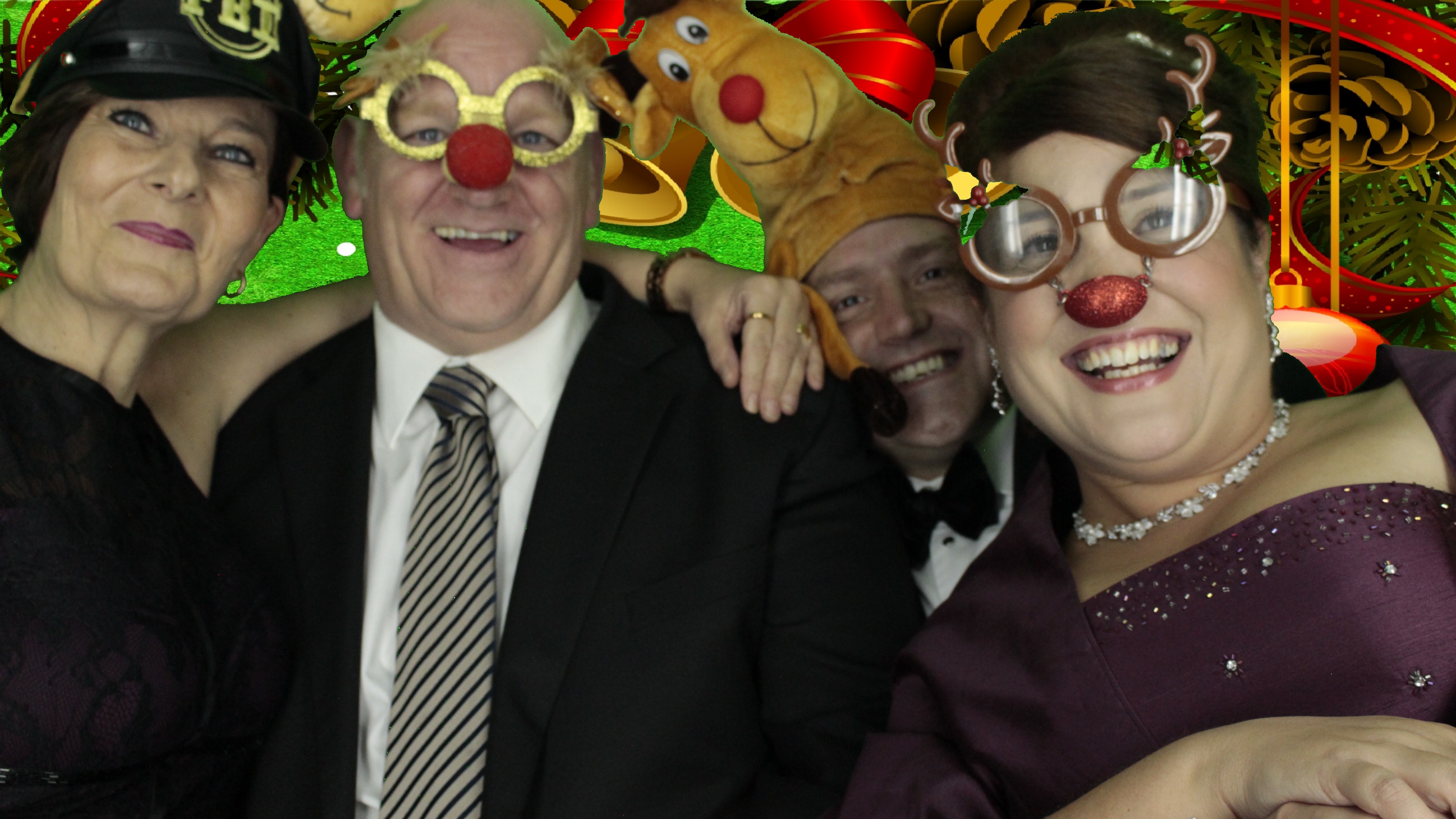 Portsmouth Water Christmas Party | View more photos from the event at gallery.myphotoboothexperience.co.uk/u/MyPhotoBoothExperienceLtd/Portsmouth-Water-Christmas-Party
